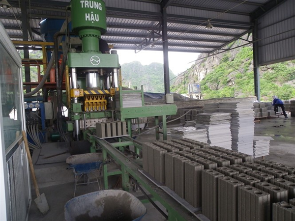 Đã tìm ra giải pháp xử lý triệt để bùn thải, tro bay của các nhà máy nhiệt điện