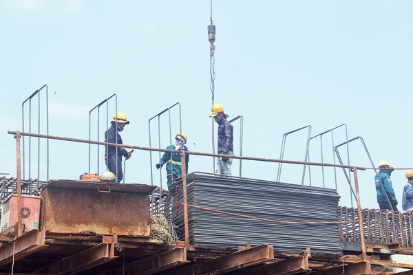 Thi công nước rút cao tốc Bến Lức - Long Thành