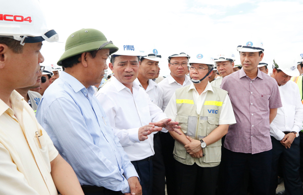 Thông xe cao tốc, rút ngắn 45 phút Đà Nẵng đi Tam Kỳ